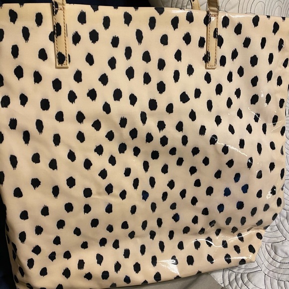 Kate Spade Tote - Picture 4 of 7